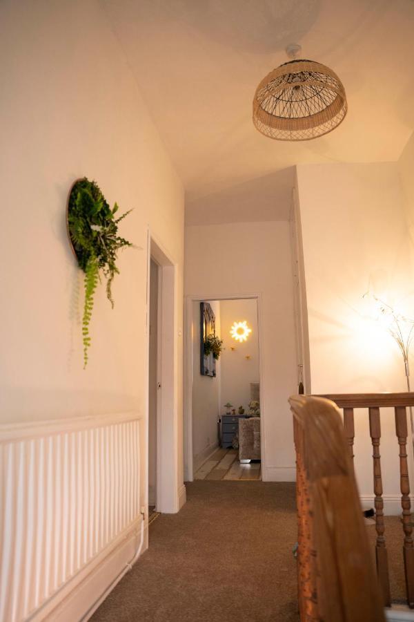 Sara'S Apartment Сийхам Екстериор снимка